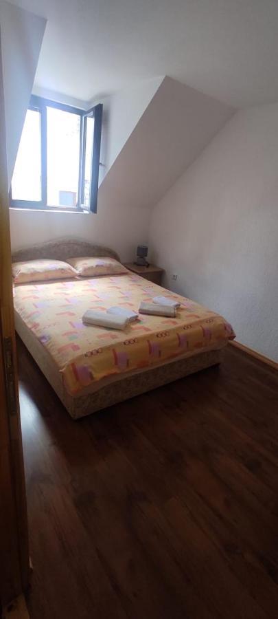 Apartment And Rooms D&J Žabljak Zimmer foto