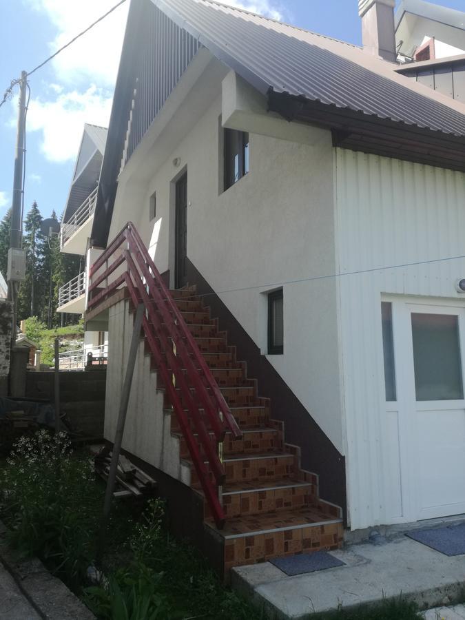 Apartment And Rooms D&J Žabljak Exterior foto